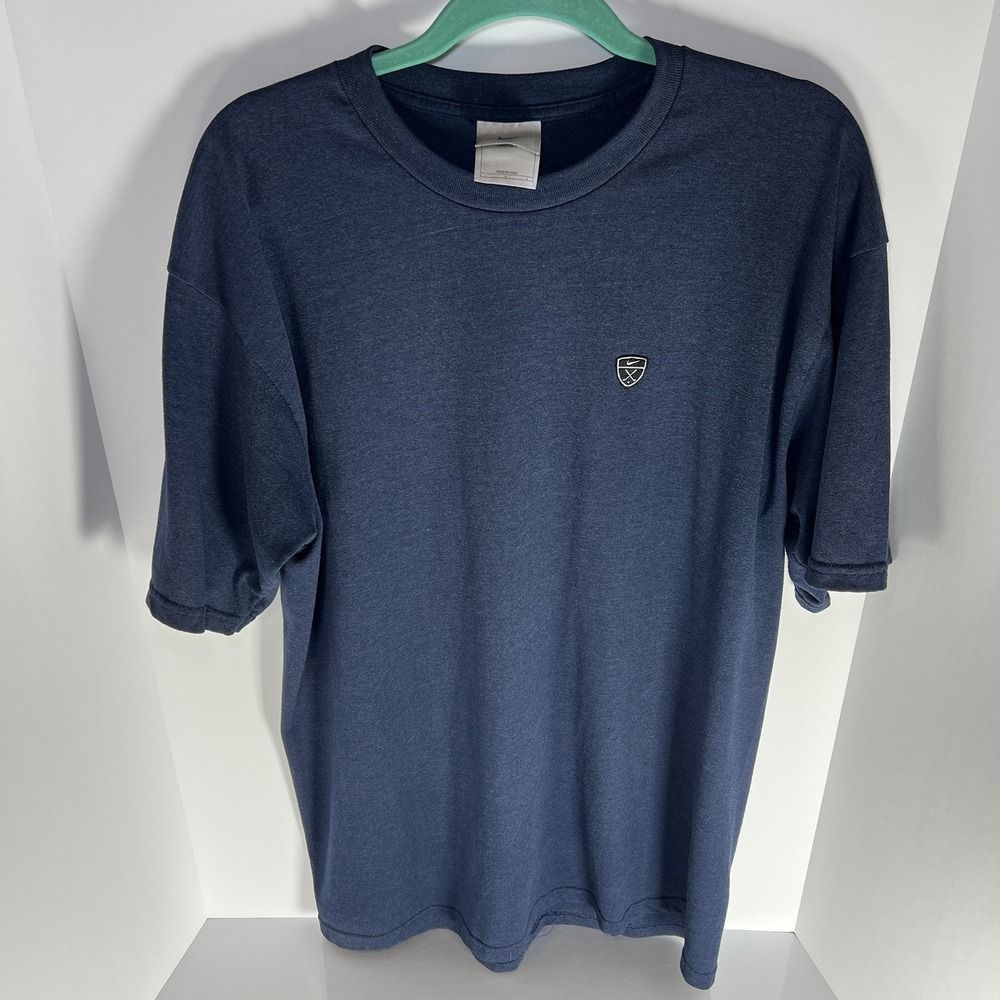 Vintage Nike Golf Men's Large Blue S/S T-Shirt White Tag TW Made in USA 90s EUC